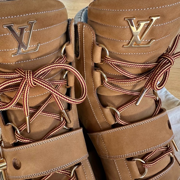 NEW AUTHENTIC LOUIS VUITTON MEN BOOTS 10,5 BY VIRGIL ABLOH - Picture 6 of 12